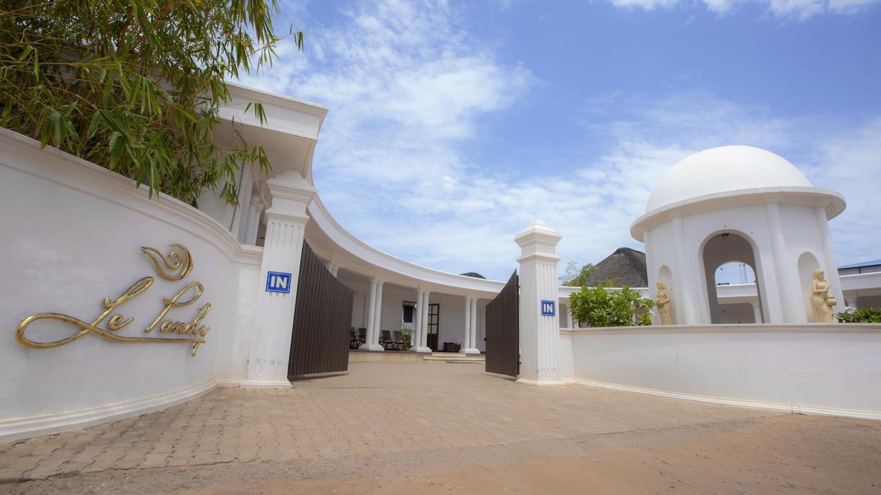 Le Pondy Hotel Pondicherry Exterior photo